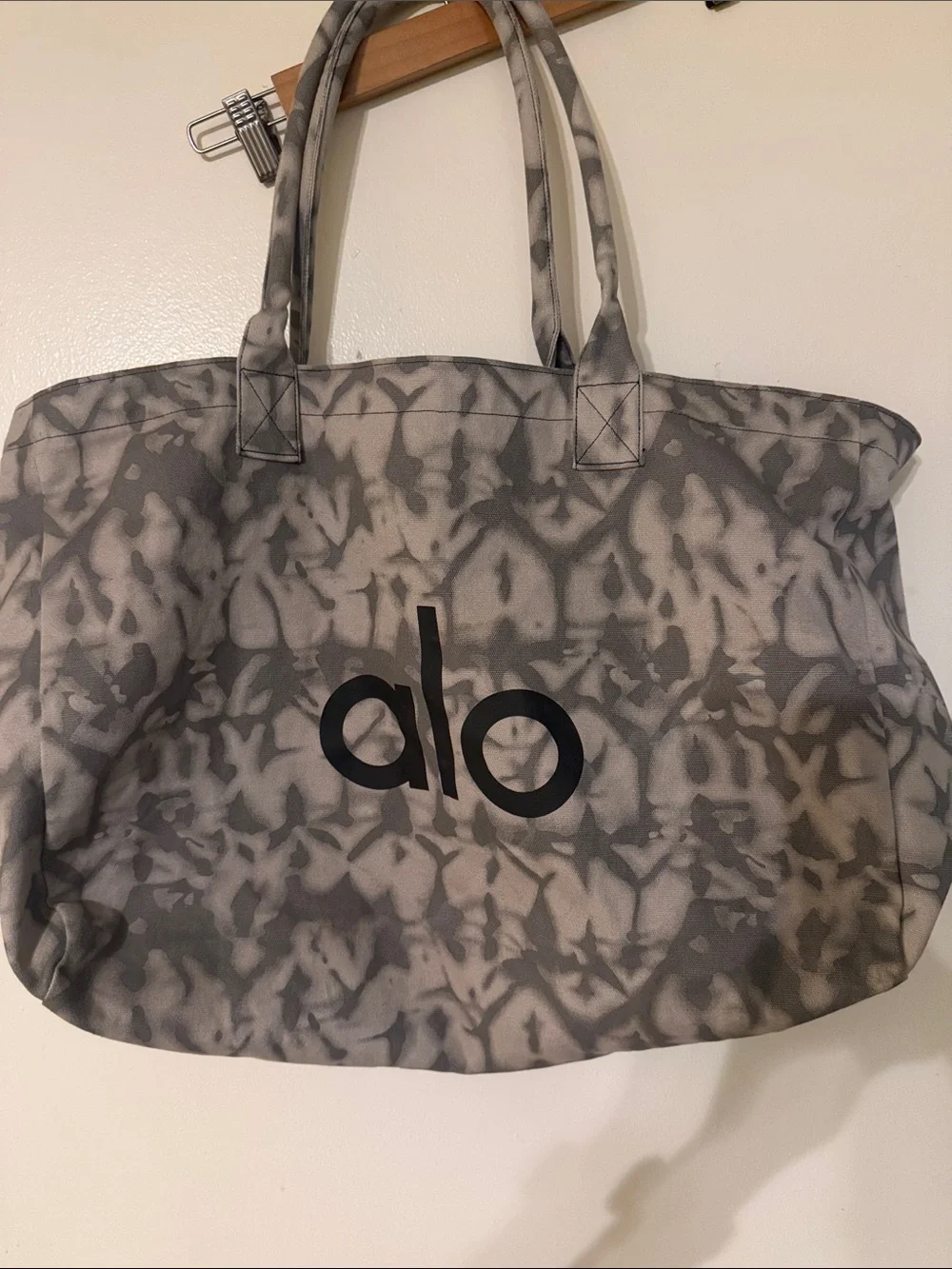 ALO Yoga new without
